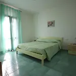 Residenza Lucia 아파트호텔 3*
